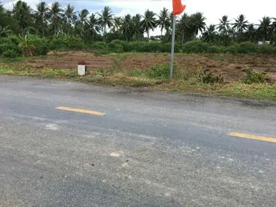 Bán 2 lô đất gần kcn trần đề – giá 120 triệu/m ngang